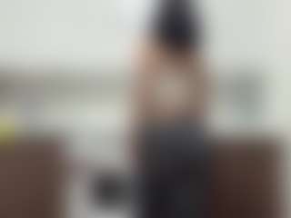 EmiliaGiottonini's Live Sex Cam Show