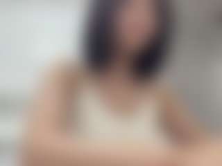 EmiliaGiottonini's Live Sex Cam Show