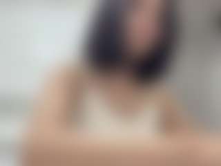 Live cam show with EmiliaGiottonini - Public Big Tits on AdultVida.com