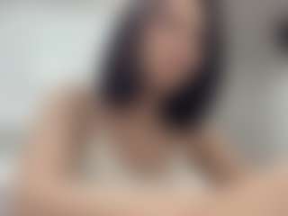 EmiliaGiottonini's Live Sex Cam Show