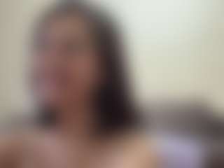 EmiliaGiottonini's Live Sex Cam Show