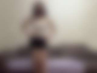 EmiliaGiottonini's Live Sex Cam Show