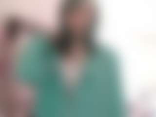 LoreTrusler's Live Sex Cam Show