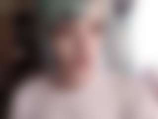 LoreTrusler's Live Sex Cam Show