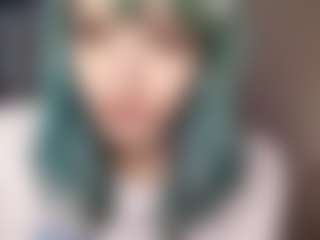 LoreTrusler's Live Sex Cam Show