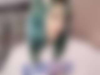 LoreTrusler's Live Sex Cam Show