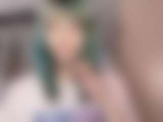 LoreTrusler's Live Sex Cam Show