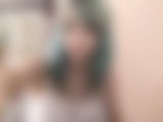 Live cam show with LoreTrusler - New Blowjob on Camsoda
