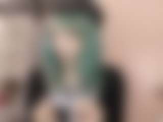 Live cam show with LoreTrusler - New Shaved Pussy on Camsoda