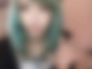 LoreTrusler's Live Sex Cam Show