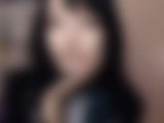 LoreTrusler's Live Sex Cam Show