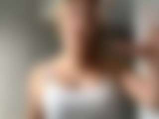 MarikoCurle's Live Sex Cam Show
