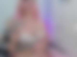 maya-888888's Live Sex Cam Show