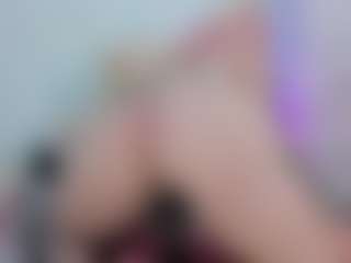 maya-888888's Live Sex Cam Show