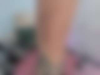 Live cam show with maya-888888 - Blonde Hair HD on TeamSkeetLive
