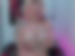 maya-888888's Live Sex Cam Show