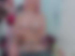 maya-888888's Live Sex Cam Show
