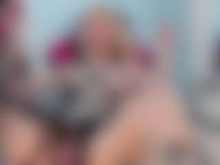 maya-888888's Live Sex Cam Show