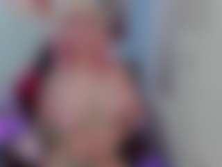 maya-888888's Live Sex Cam Show