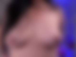 Live cam show with MiaWant - Big Tits on Camsoda