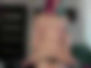 Neon-Baddie's Live Sex Cam Show