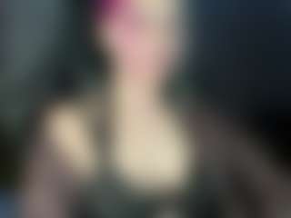 Live cam show with Neon-Baddie - Neon Hair on xDating