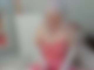 Live cam show with Nicole-amour - Lush on Mixed Magazine Live