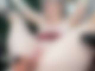 Live cam show with Nicole-amour - Blowjob on Camming Site