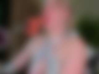 Live cam show with Nicole-amour - College on Lustler