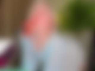 Live cam show with Nicole-amour - Average on milfzrlive.com