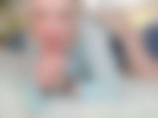 Live cam show with Nicole-amour - Fuck Machine on Milf Play