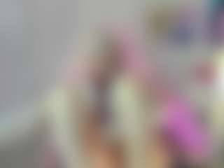 Live-camshow met Nicole-amour - Young Adult op Camsoda