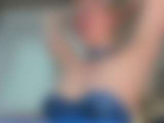 Live cam show with Nicole-amour - Pretty on WildCum