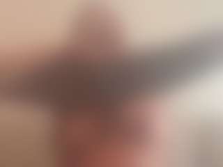 queenjc's Live Sex Cam Show