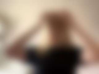 ZellaErskine's Live Sex Cam Show