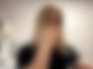 Live cam show with ZellaErskine - College Teen (18+) on Camsoda