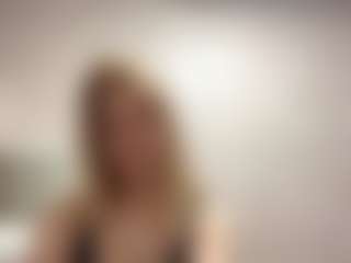 Live cam show with ZellaErskine - Blonde Hair College on Camsoda