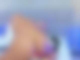 Live cam show with Alaiah-Lopez - New Lovense on CamwithHer