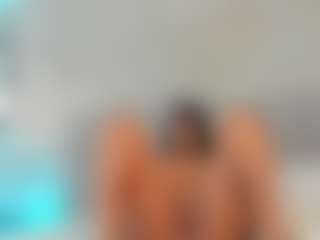 Alaiah-Lopez's Live Sex Cam Show