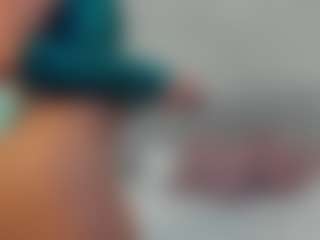 Live cam show with Alaiah-Lopez - Brown Eyes on Dare Cams