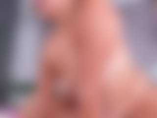 Live cam show with Ashley-Owenns - Fingers on Camsoda