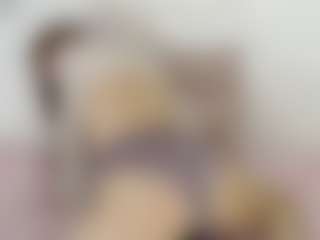 CarlinDiaz's Live Sex Cam Show