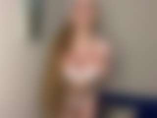 AvaNova's Live Sex Cam Show