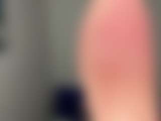 Live cam show with AvaNova - Nipple Piercings on slutload