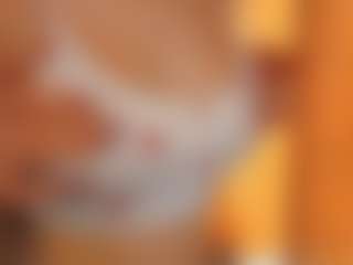 Live cam show with cuteloat - White on xheatlive.com | united states