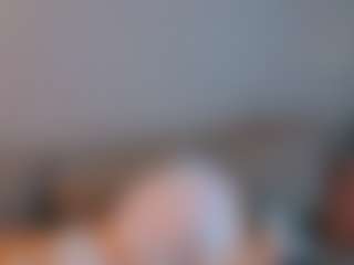 cuteloat's Live Sex Cam Show