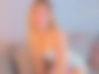 cuteloat's Live Sex Cam Show