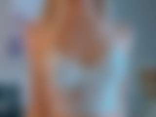 cuteloat's Live Sex Cam Show
