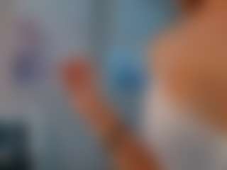 cuteloat's Live Sex Cam Show
