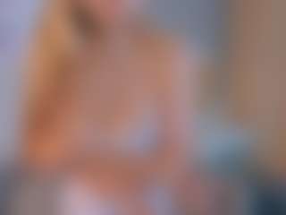 Live cam show with cuteloat - New Teen (18+) on Camsoda